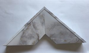 מסגרת לתמונה – אמי שיש אפור