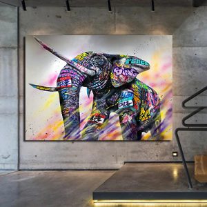 A-351 ציור גרפיטי צבעוני של פיל