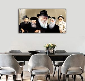 346 – תמונה פנורמית של שושלת אדמורי חב"ד עם הרבי מליובאוויטש על קנבס או זכוכית