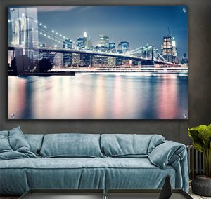 US-27 תמונת מיוחדת של קו הרקיע של ניו יורק מוארת בלילה