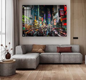 US-202 – תמונה צבעונית של רחובות מנהטן בלילה