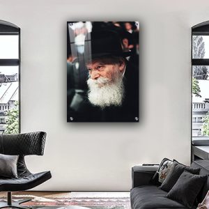 598 – תמונת הרבי מליובאוויטש מוקף באלפי מאמינים