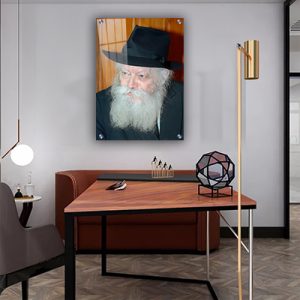 661 – תמונה של הרבי מליובאוויטש מביט על קנבס או זכוכית מחוסמת