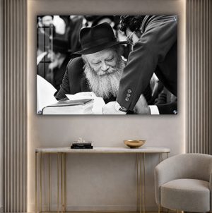 663 – תמונה של הרבי מליובאוויטש בשחור לבן על זכוכית או קנבס