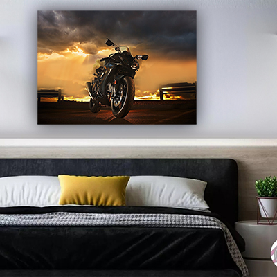 C-122 תמונה של אופנוע על קנבס או זכוכית מחוסמת