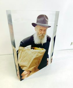 בלוק סטורי שקוף של הרבי מליובאוויטש