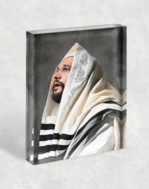 6112 – בלוק אקרילי עם תמונה של הינוקא – רבי שלמה יהודה בארי