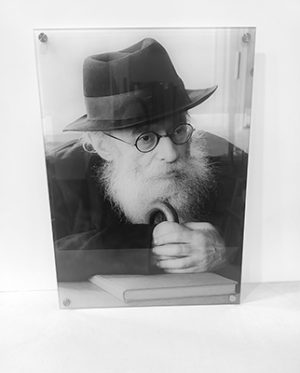 5647 – תמונה של הרב החזון איש – הרב אברהם ישעיהו קרליץ על קנבס או זכוכית