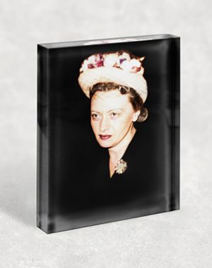 881 – תמונה של הרבנית חיה מושקא שניאורסון להדפסה על זכוכית או קנבס